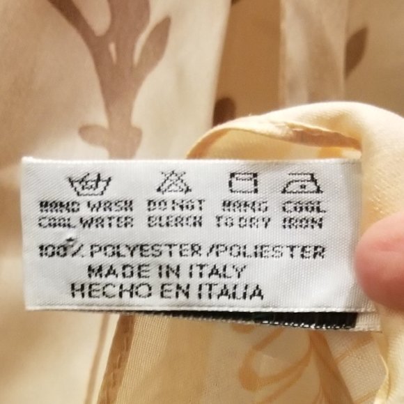 2 earth-tone polyester scarves- a Symphony and an Isabella - Picture 13 of 13